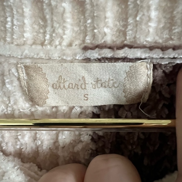 Altar'd State Two-Tone Knit Sweater - Cream and Brown Crop - Picture 4 of 4